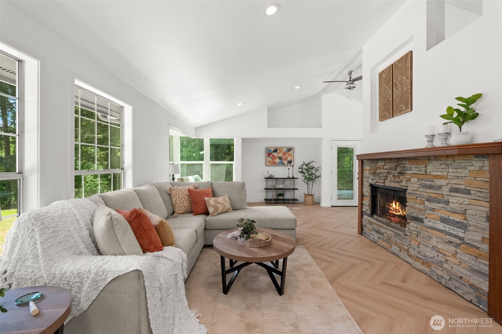 1806 39th Avenue Property Photo 9