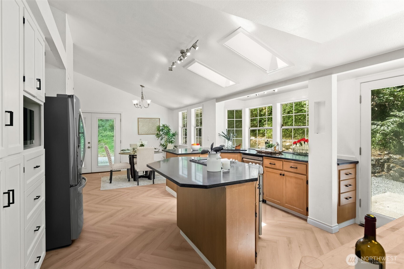 1806 39th Avenue Property Photo 16