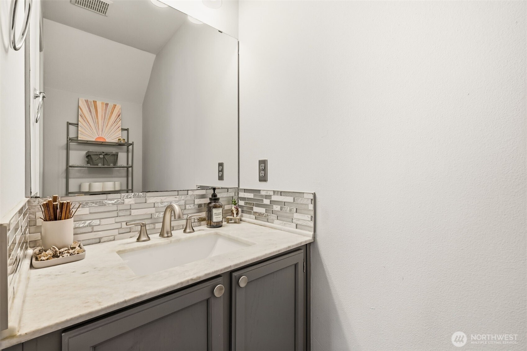 9825 18th Avenue B1 Property Photo 17