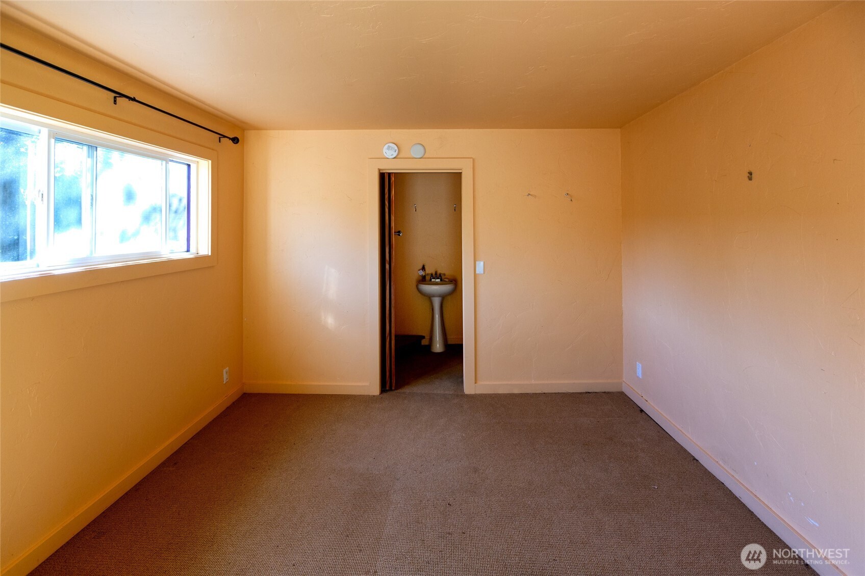 206 Hawthorne Lane Property Photo 37