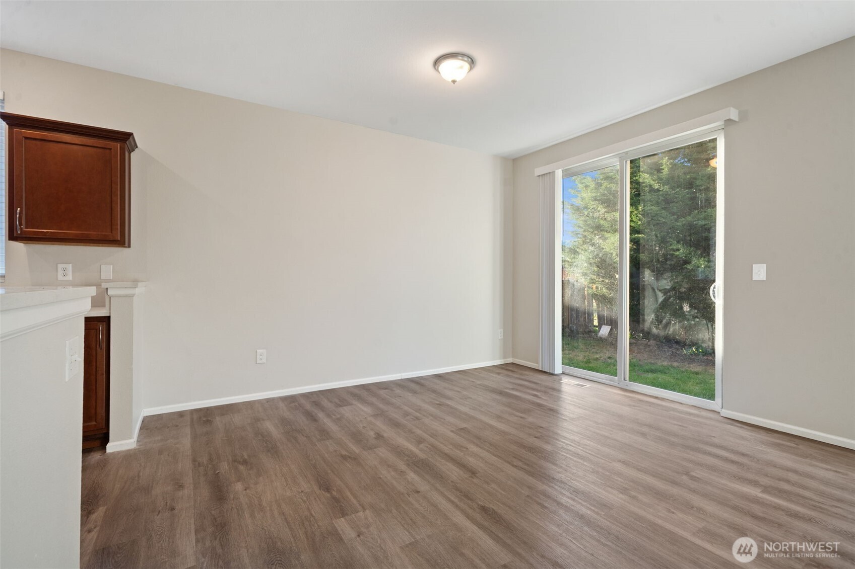 8117 207th Street Property Photo 9