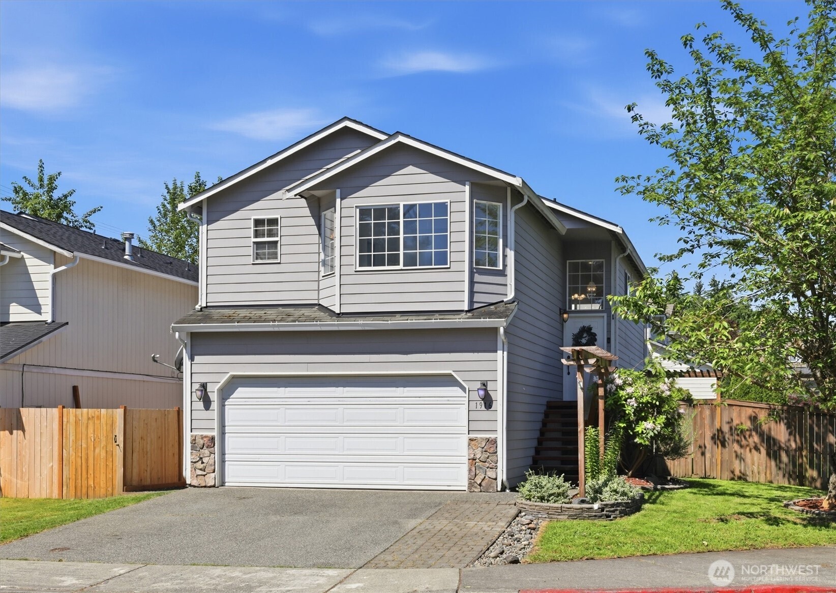 1916 112th Avenue Property Photo 1