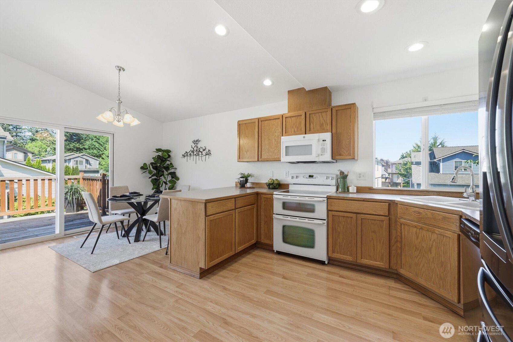 1916 112th Avenue Property Photo 6