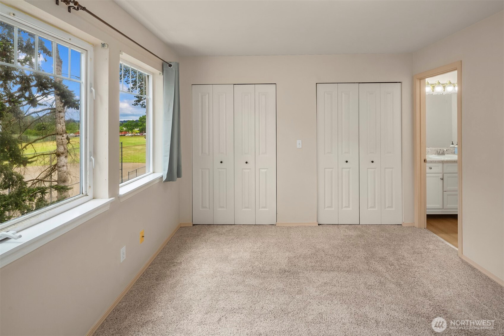 1006 37th Street B Property Photo 12