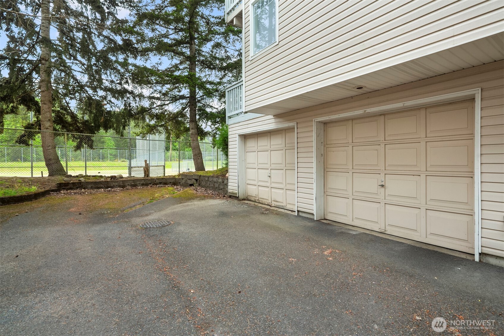1006 37th Street B Property Photo 22