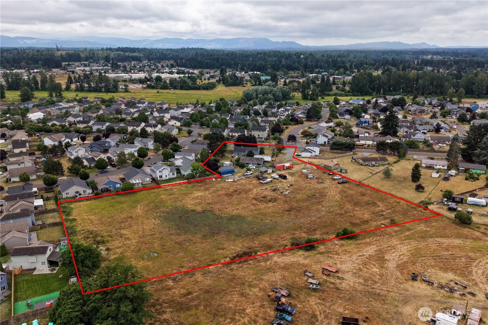 16418 Middle Road Property Photo 3