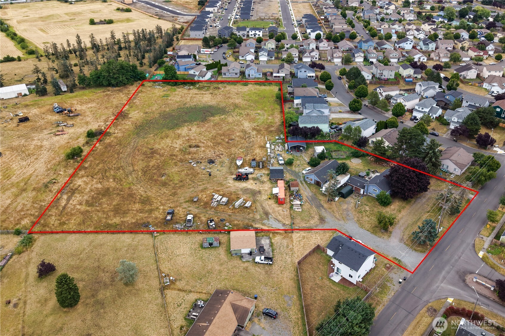 16418 Middle Road Property Photo 4