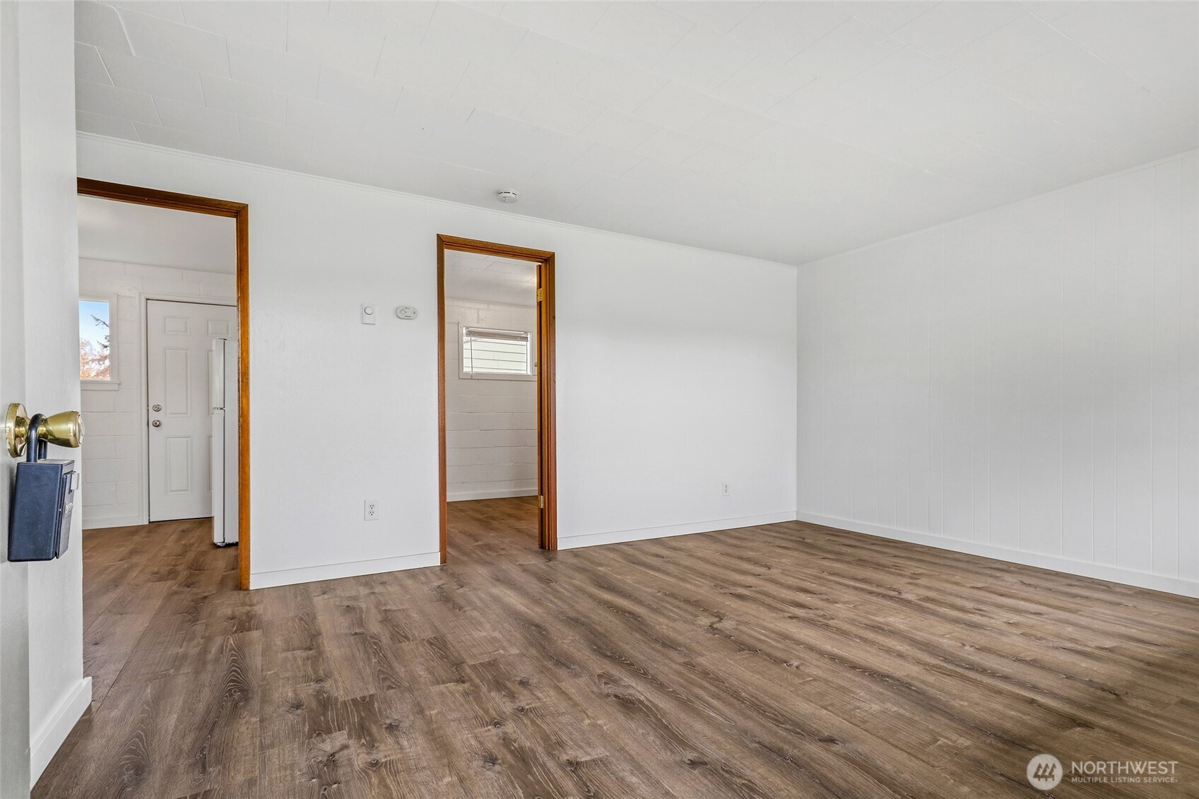 33020 State Route 20 1-14 Property Photo 4