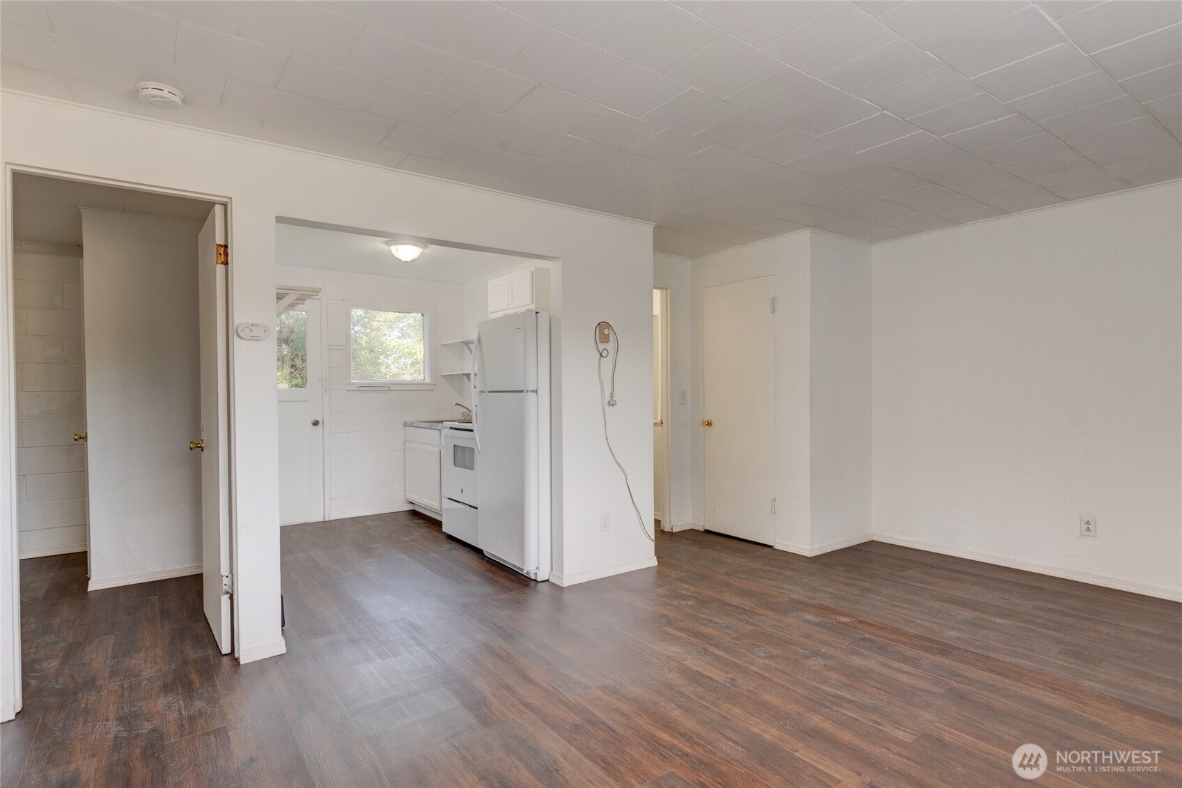 33020 State Route 20 1-14 Property Photo 12