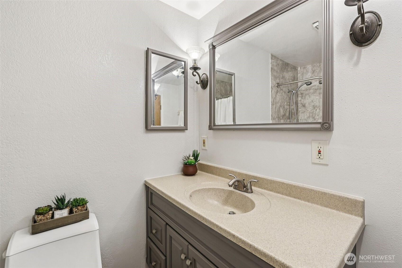 280 Nw Newport Way B14 Property Photo 24