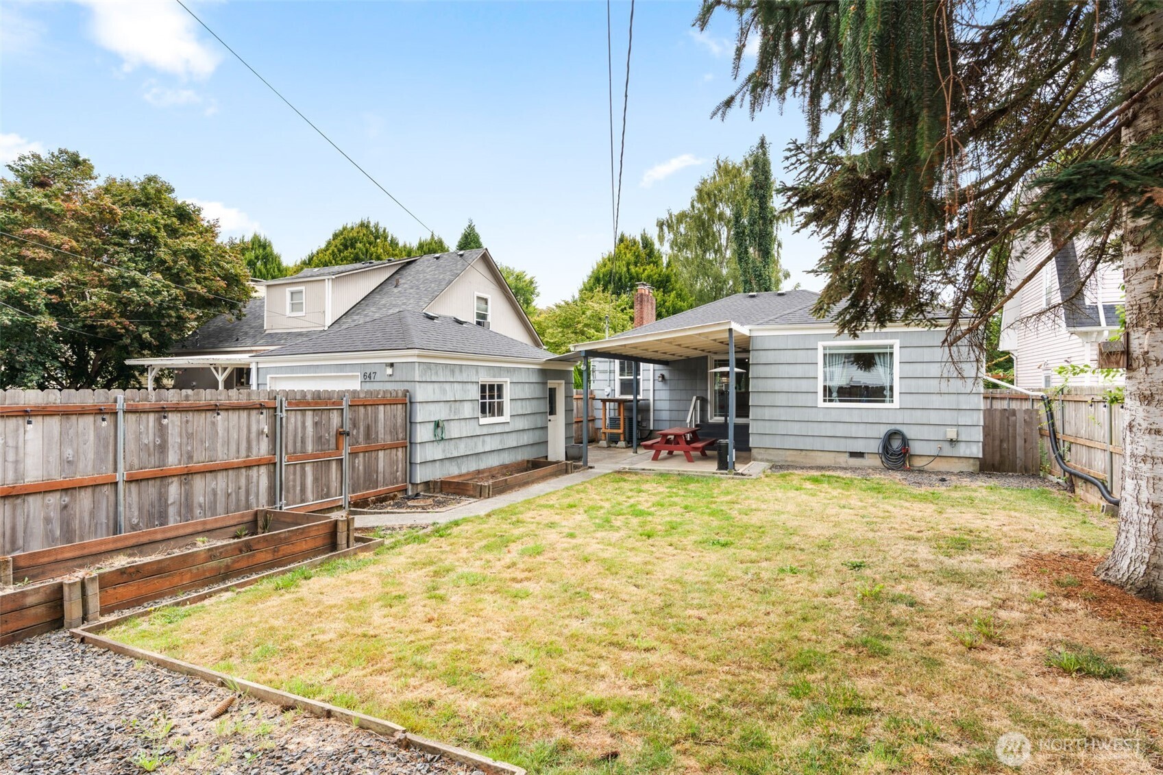 647 23rd Avenue Property Photo 31