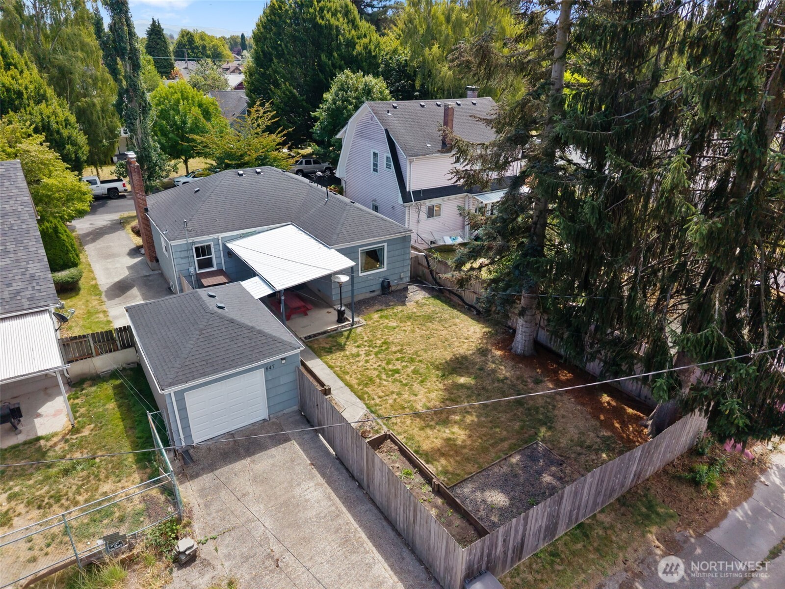 647 23rd Avenue Property Photo 37