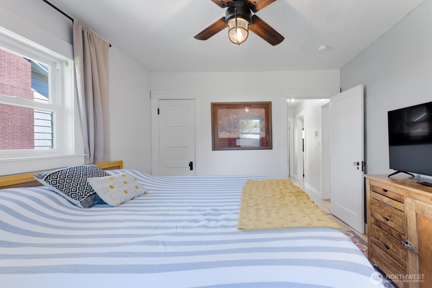 807 S Pearl Street Property Photo 22