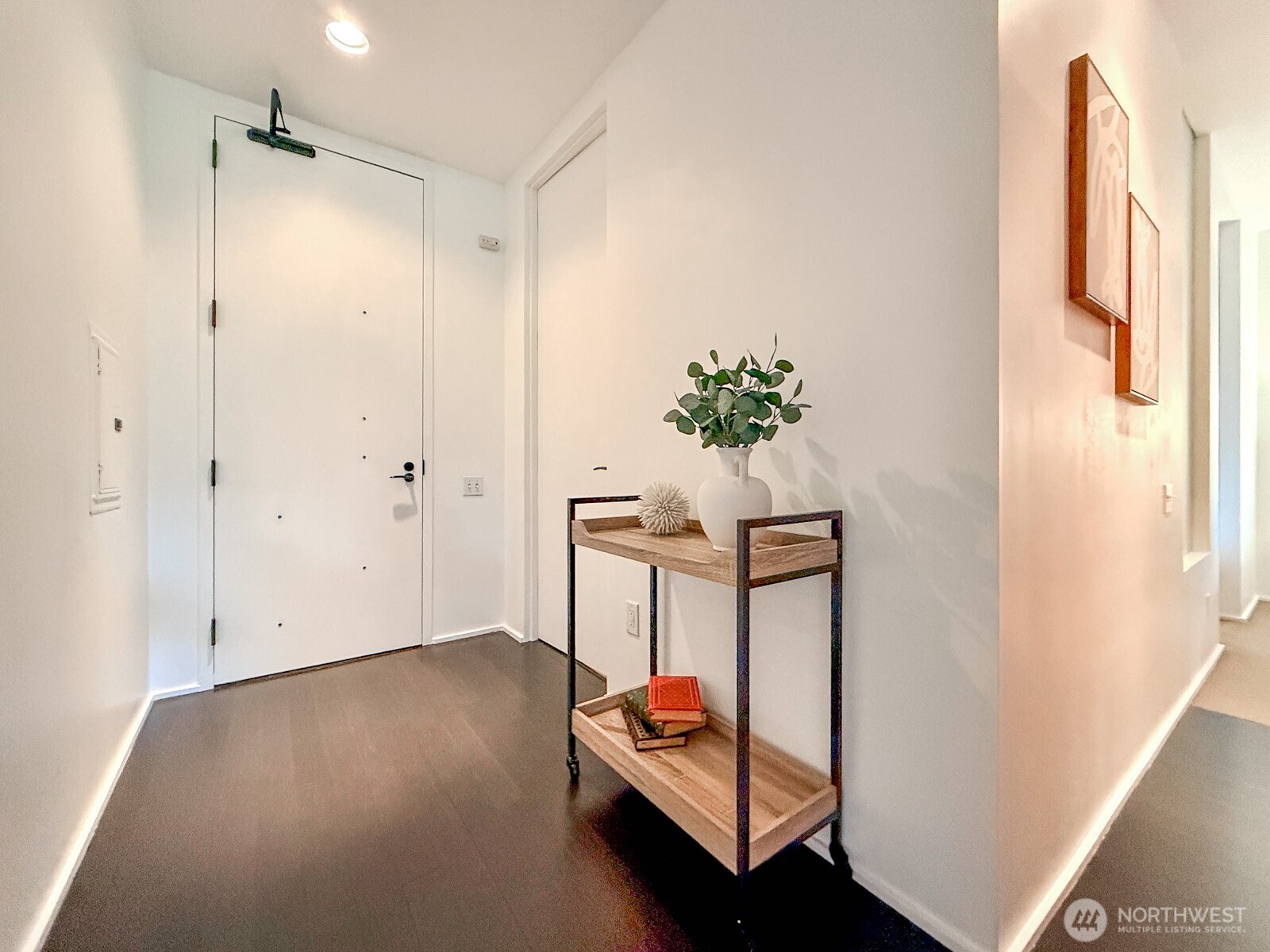 1111 E Pike Street 303 Property Photo 16
