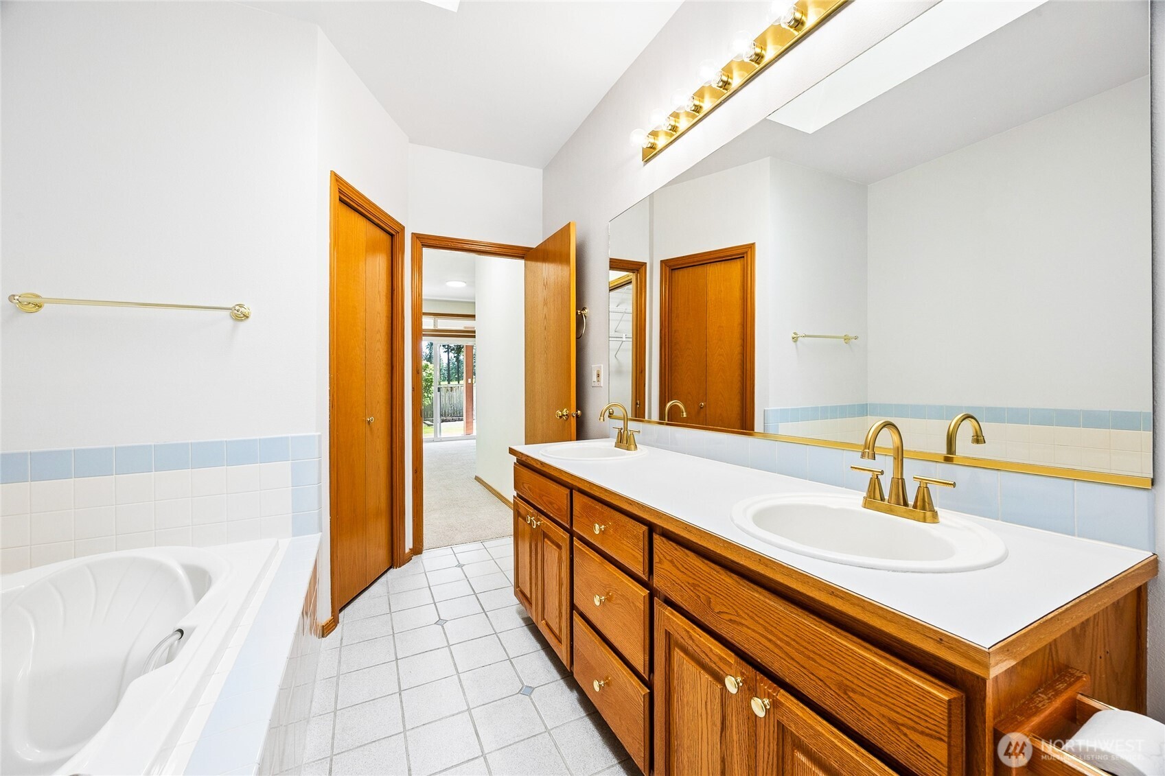 5004 207th Street Ct Property Photo 15