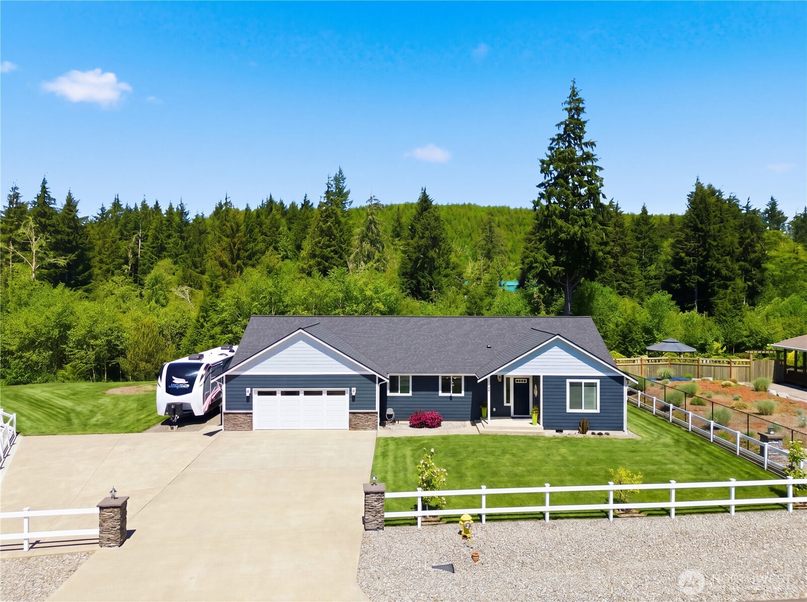 40 Sand Trap Lane Property Photo 2