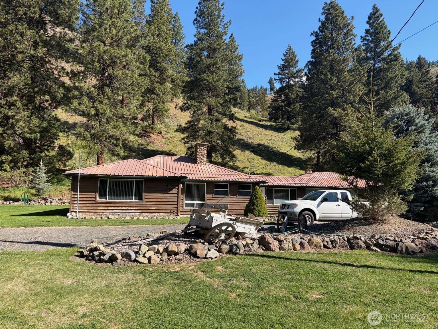 15551 State Route 410 Property Photo 2