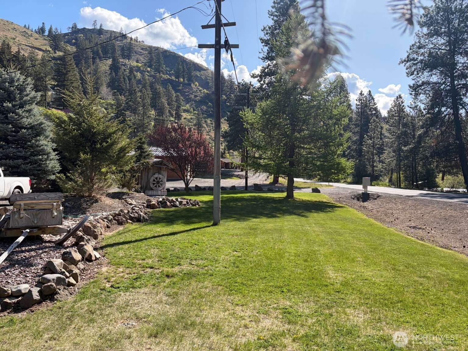 15551 State Route 410 Property Photo 3