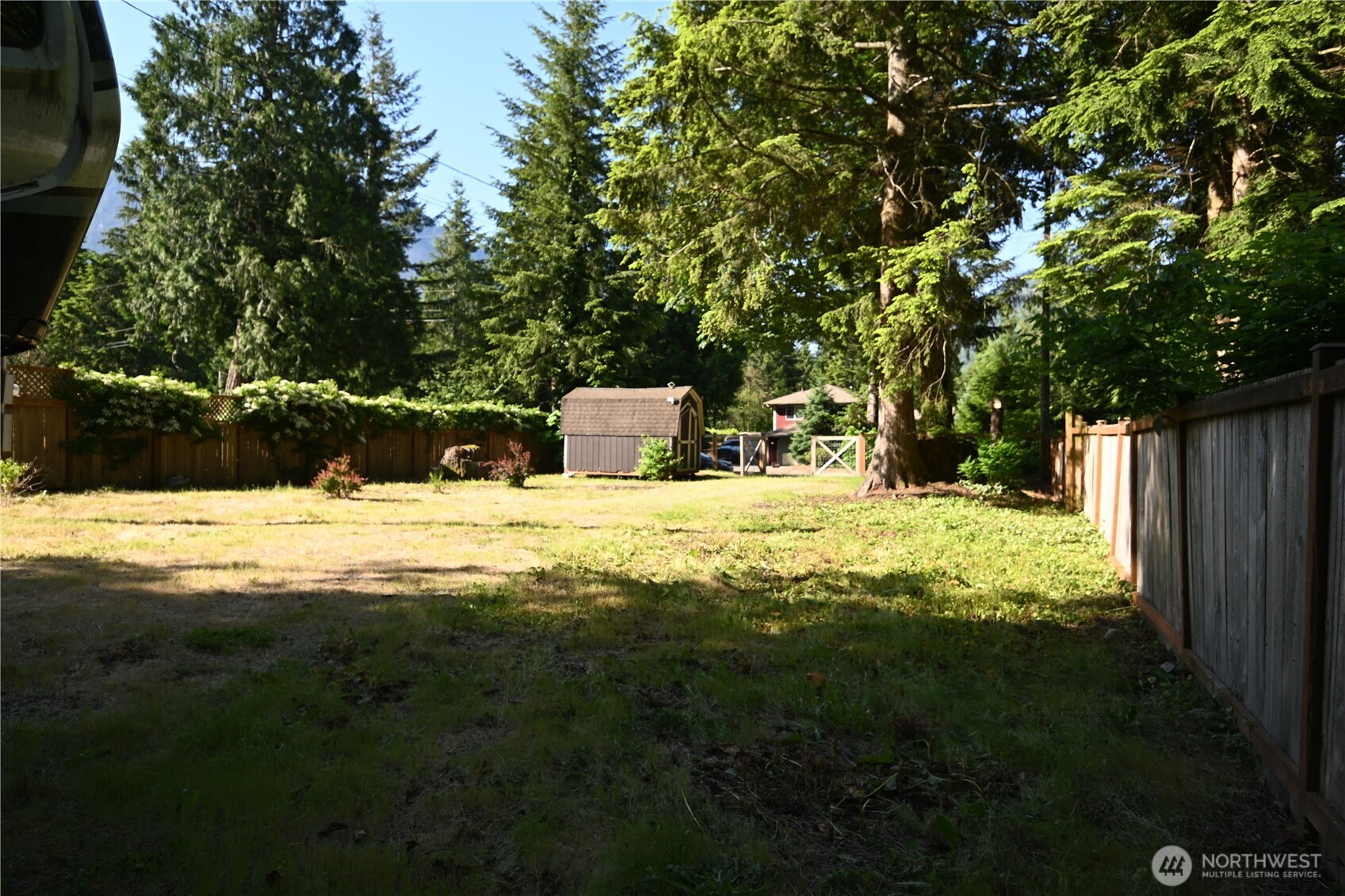44725 Fir Road Property Photo 6