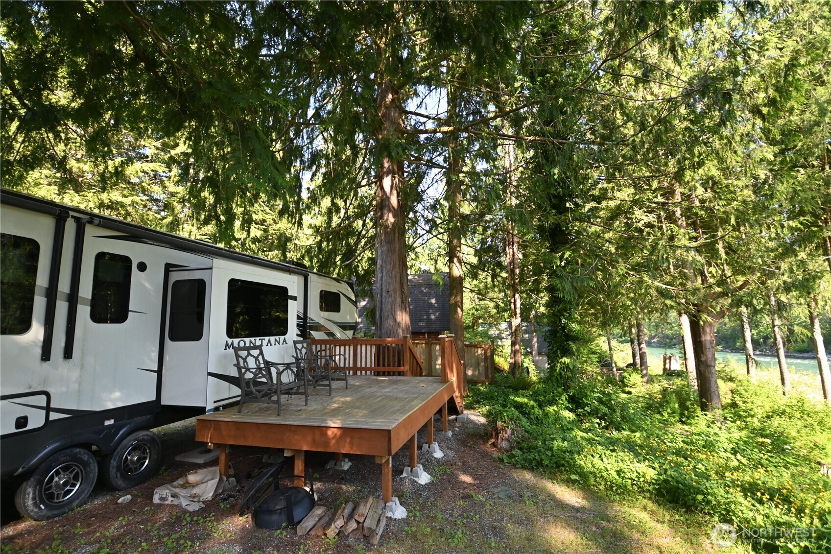44725 Fir Road Property Photo 10