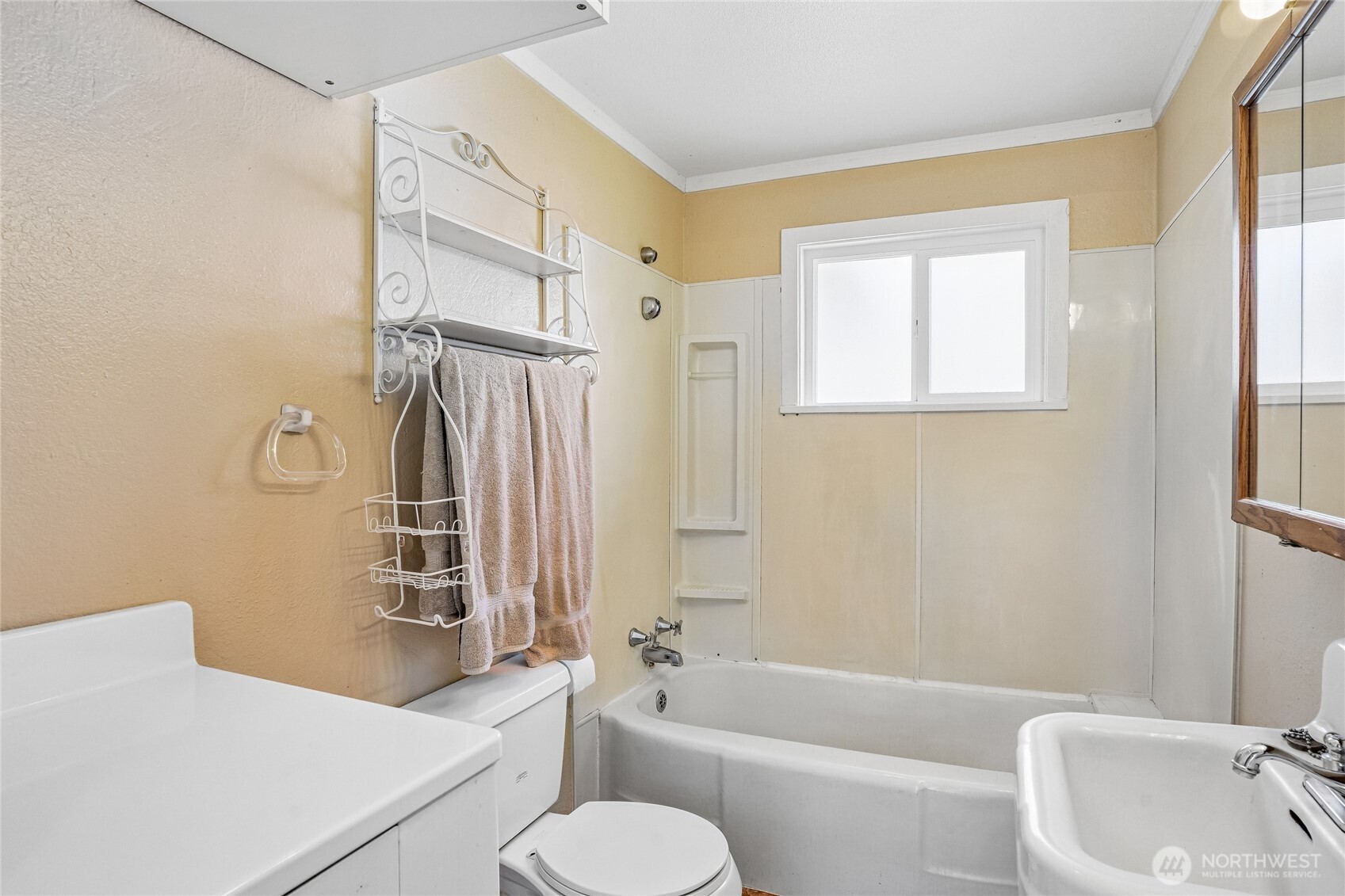 4521 N 18th Street Property Photo 12
