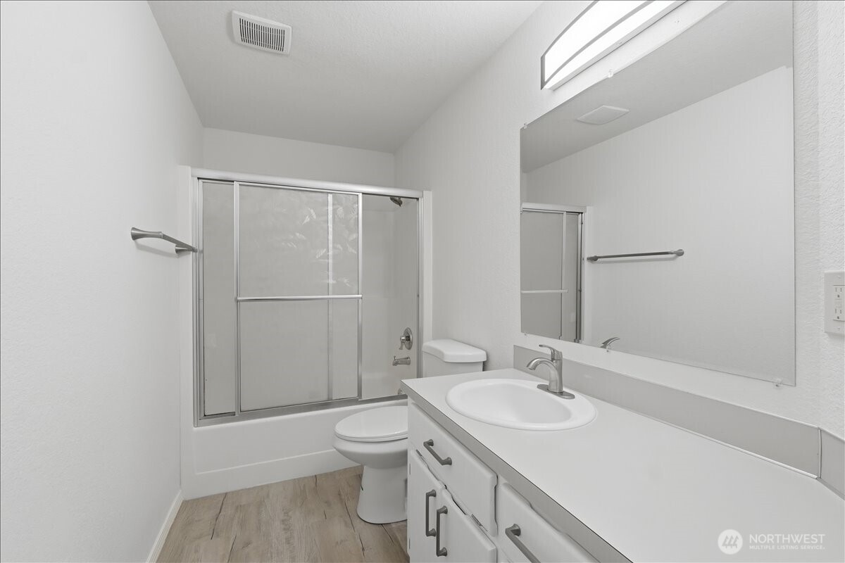 14135 Vail Road Property Photo 18