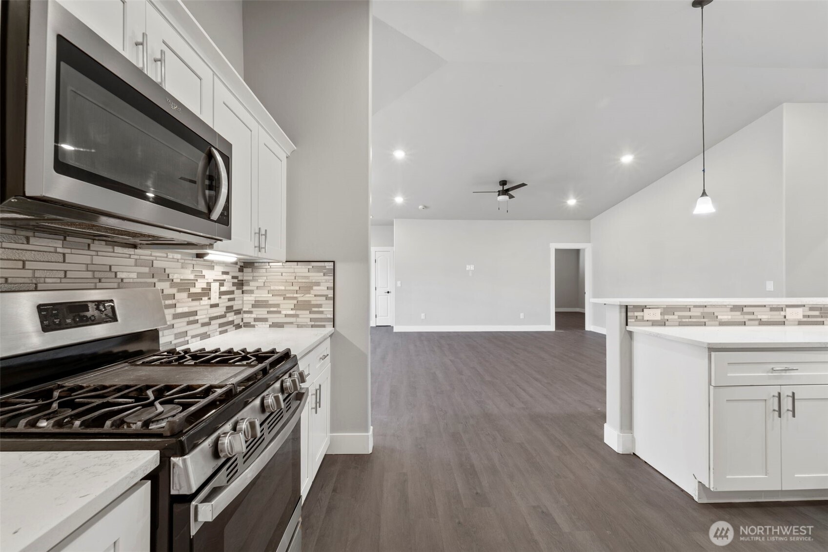 740 S Sixth Avenue Property Photo 14