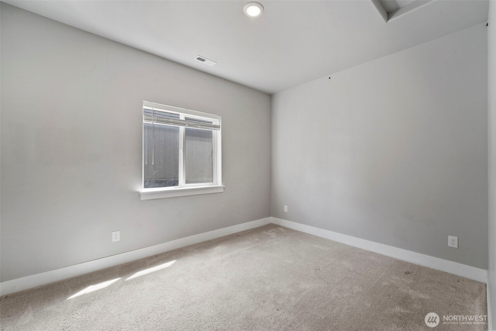 740 S Sixth Avenue Property Photo 23