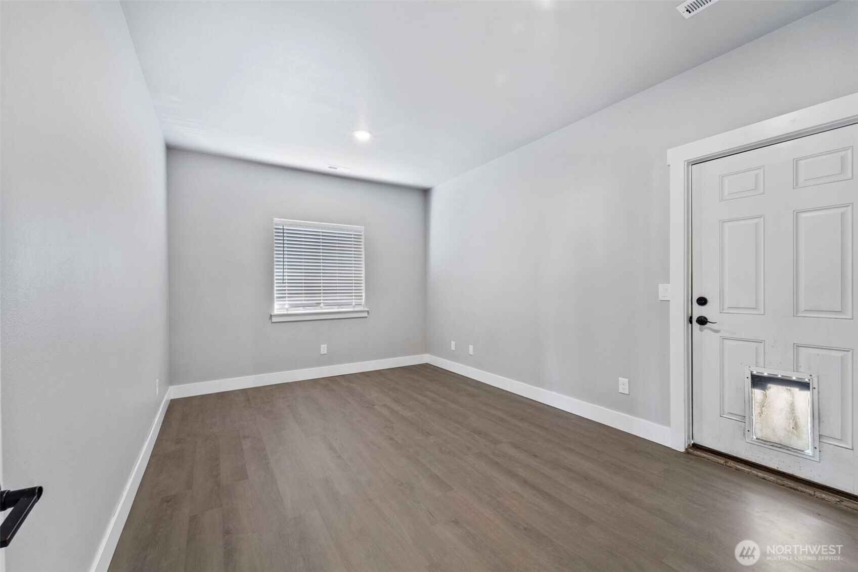 740 S Sixth Avenue Property Photo 33