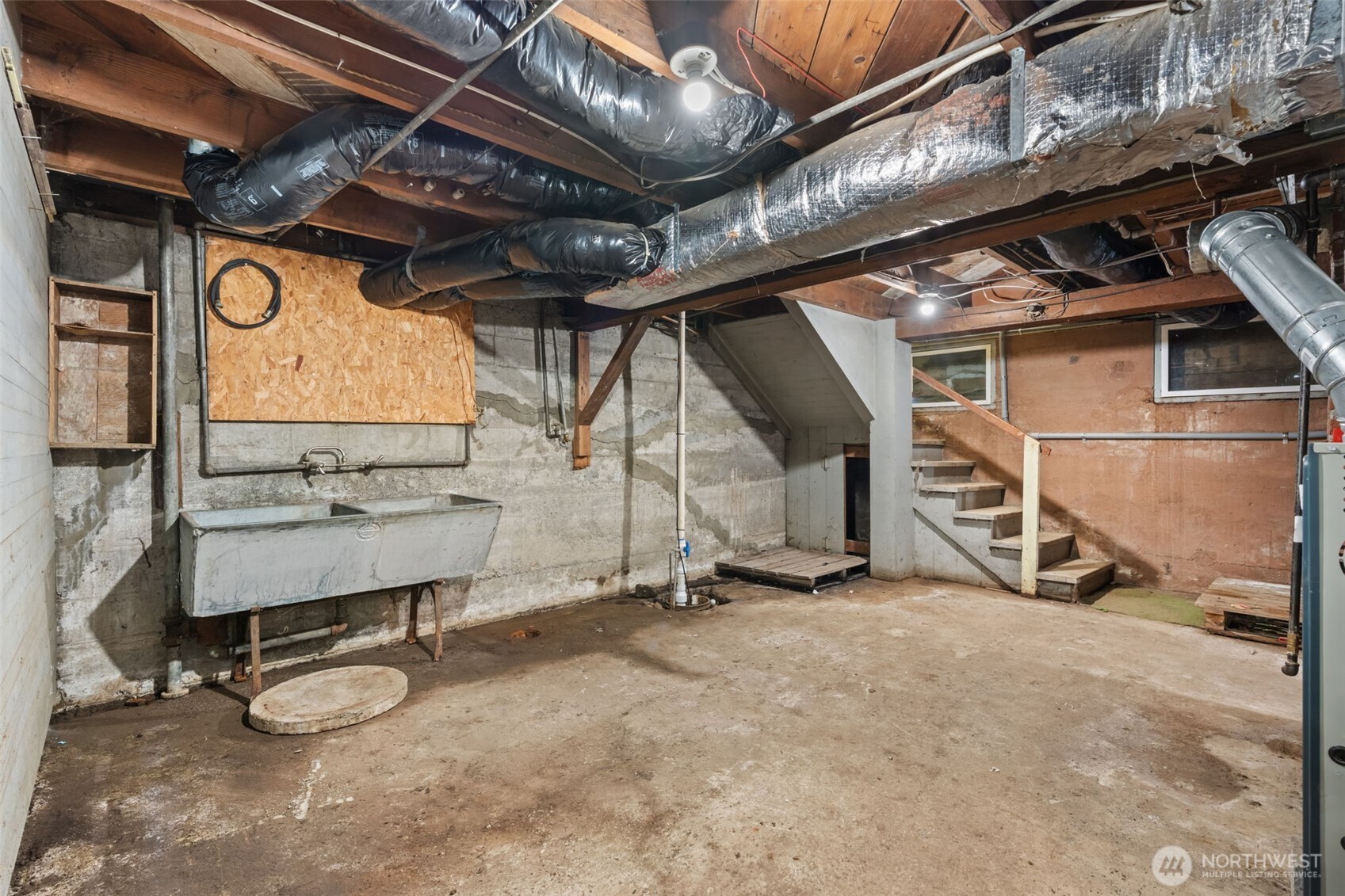 1068 S Market Boulevard Property Photo 22