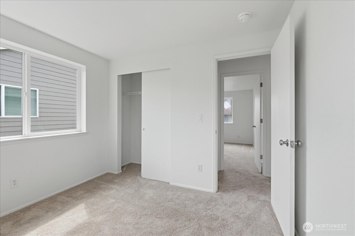 8228 184th Street Ct Property Photo 15