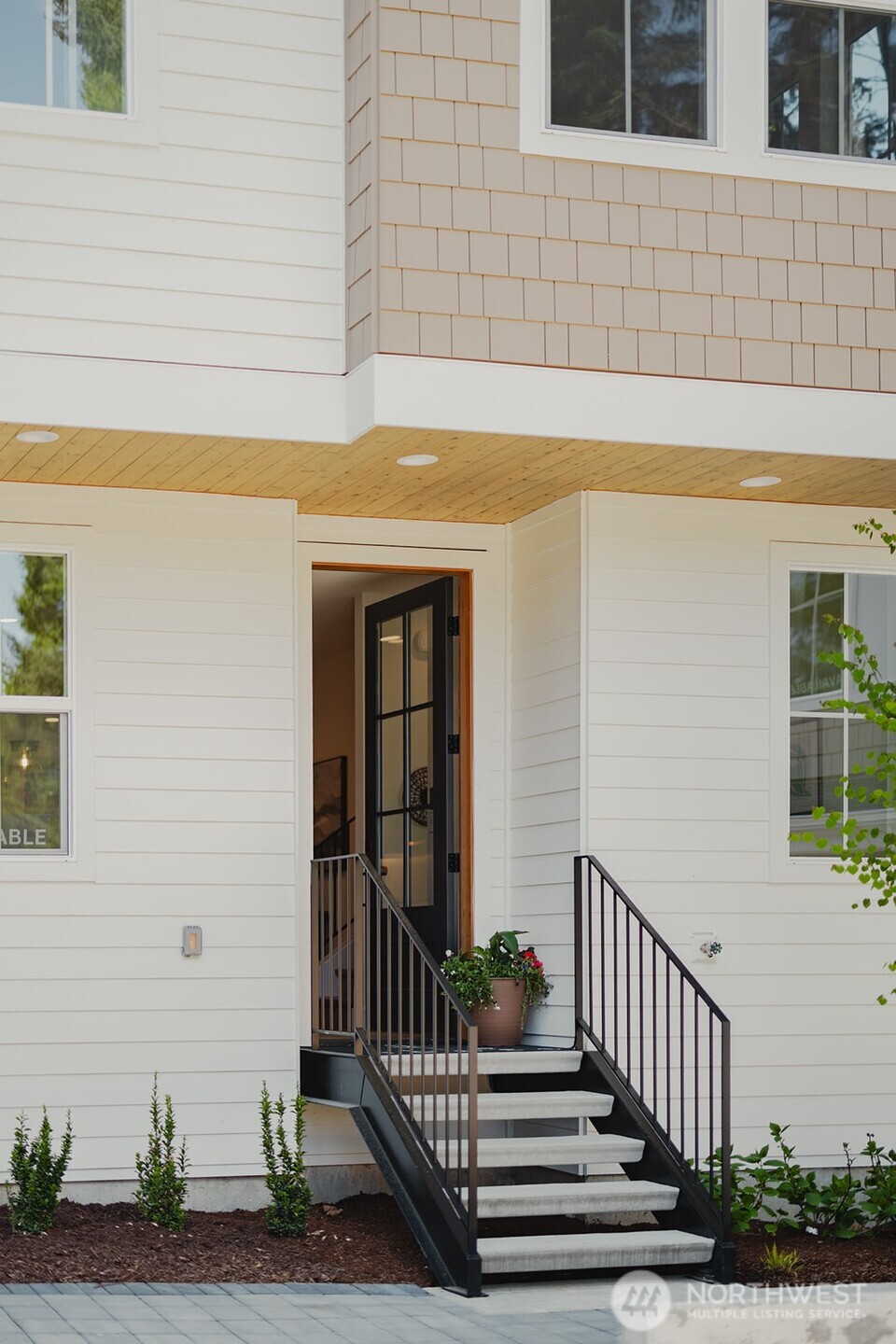 11812 Ne 103rd Place Property Photo 2