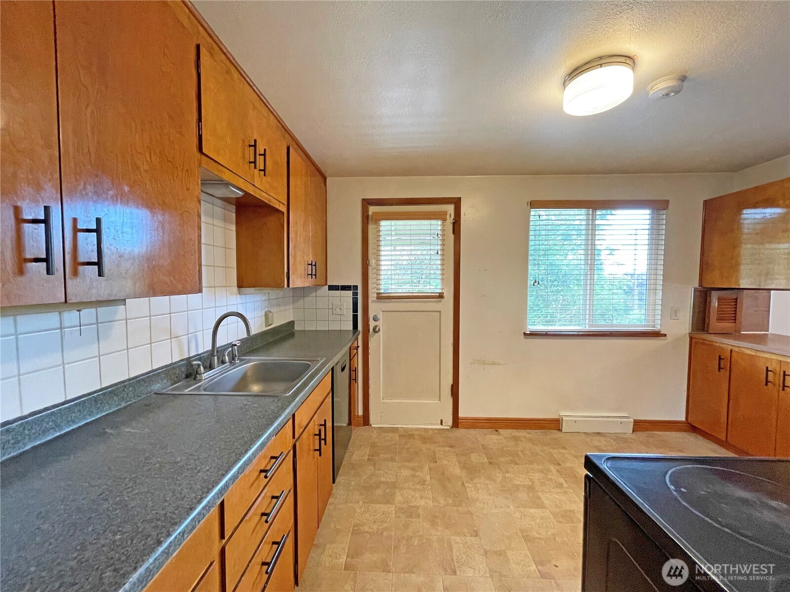 1706 Ne 82nd Street Property Photo 9
