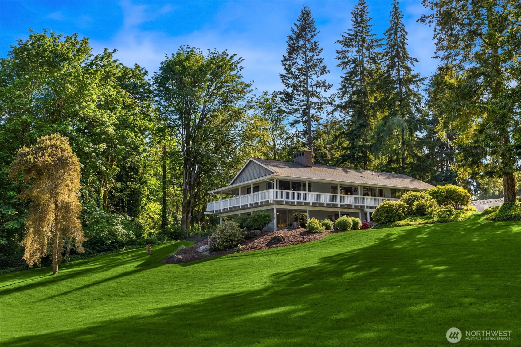11186 Blue Pond Place Property Photo 4