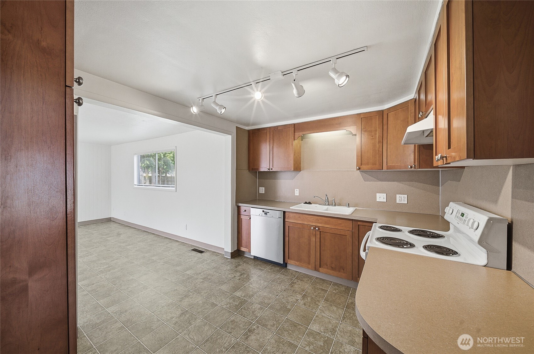 4808 4812 15th Avenue Property Photo 14