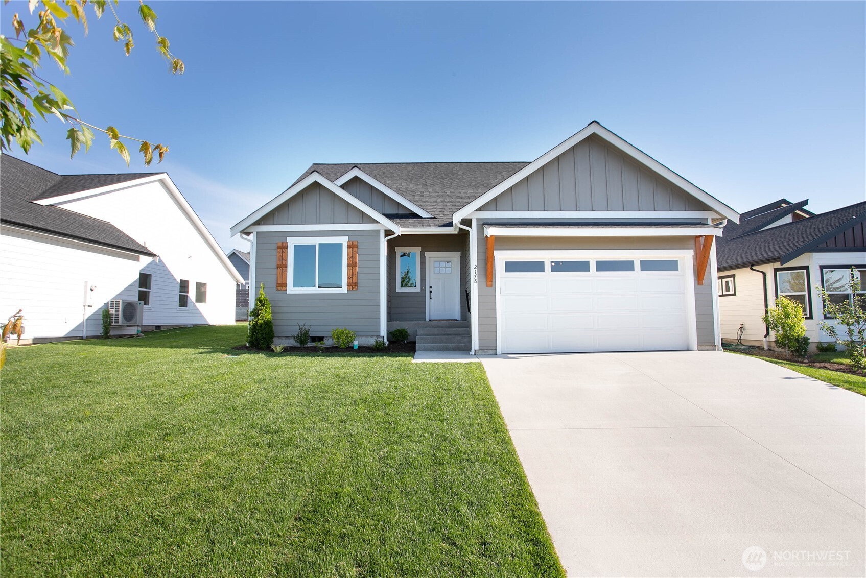 2178 Lagerwey Circle Property Photo 1