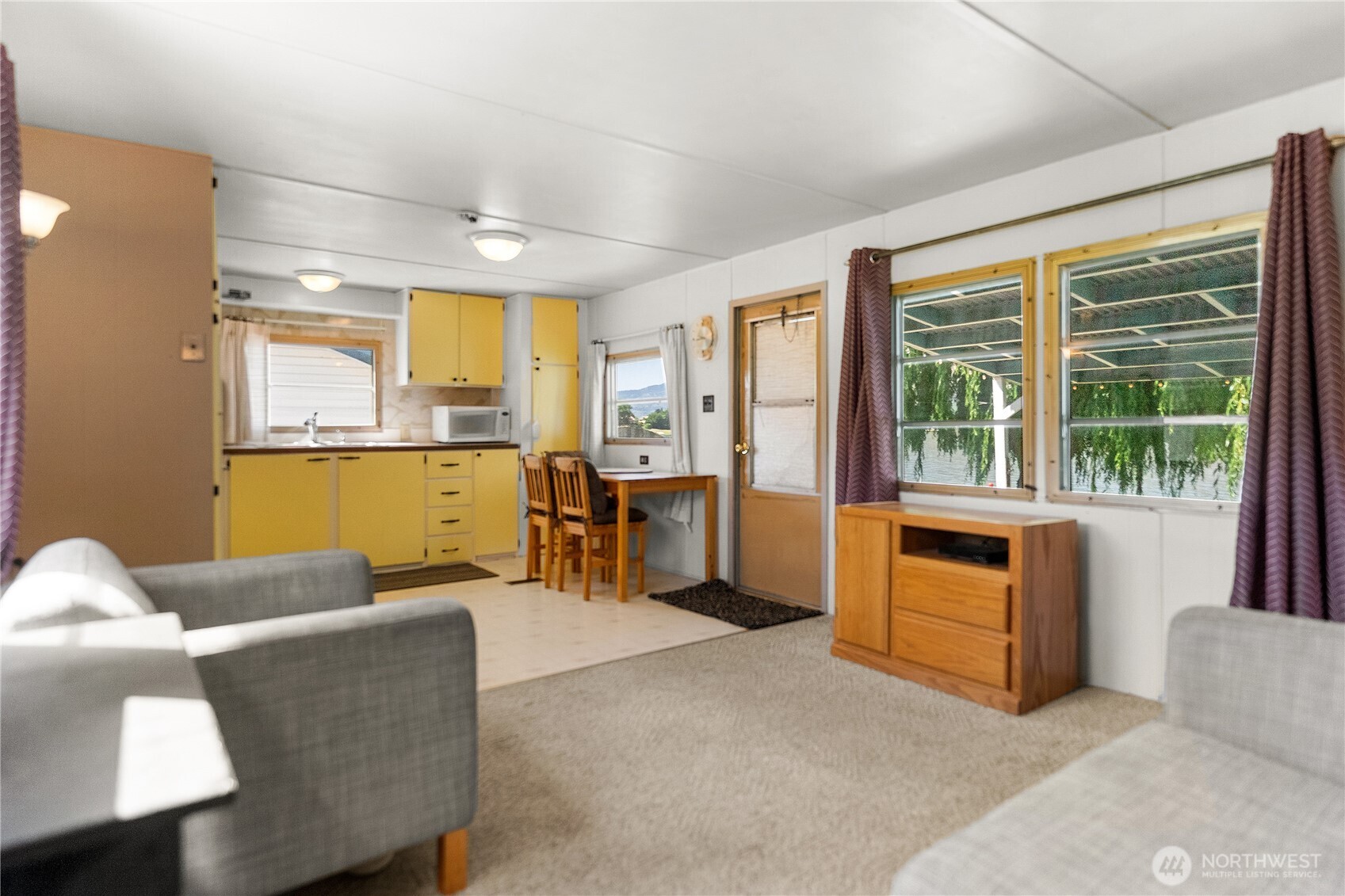 23 Lakeview Loop Property Photo 18