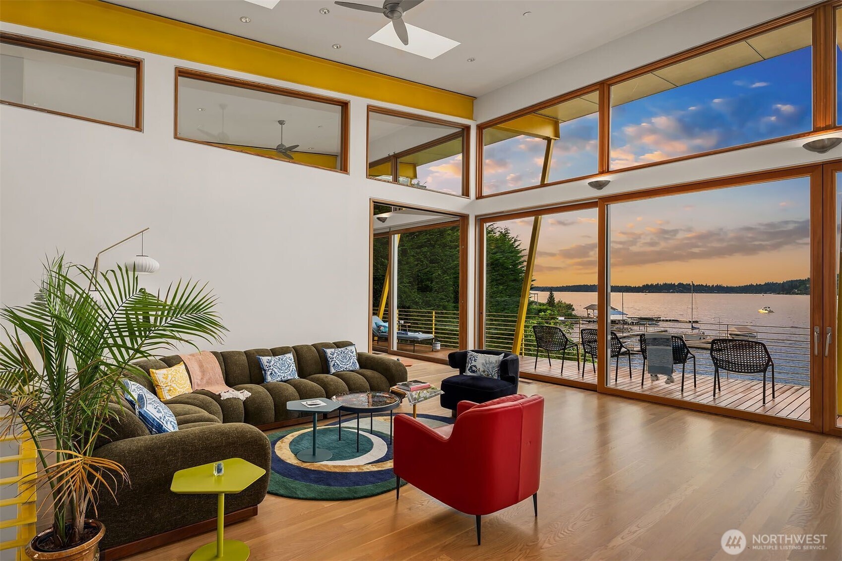 2531459 Property Photo 10