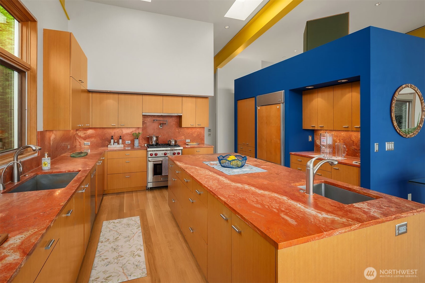 2531459 Property Photo 12