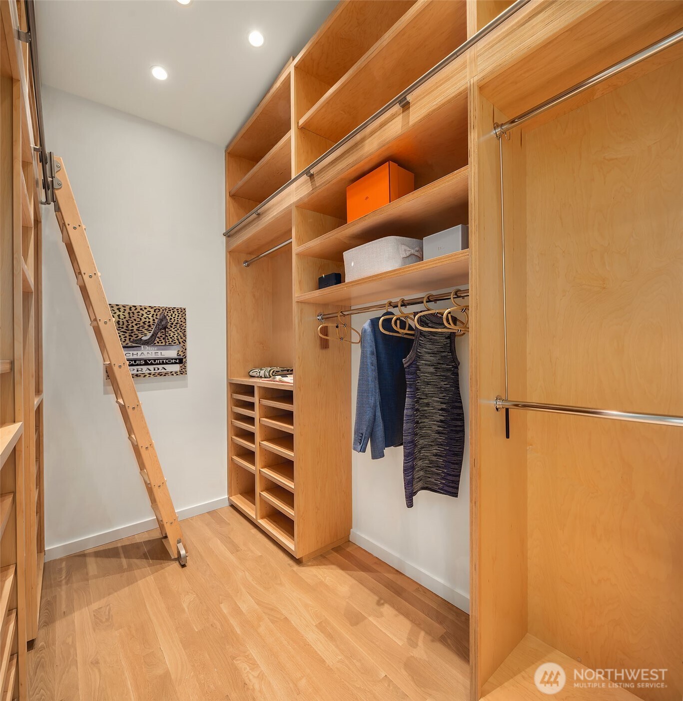 2531459 Property Photo 17