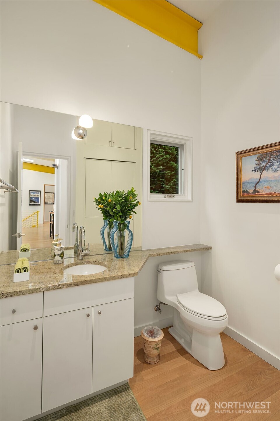 2531459 Property Photo 18