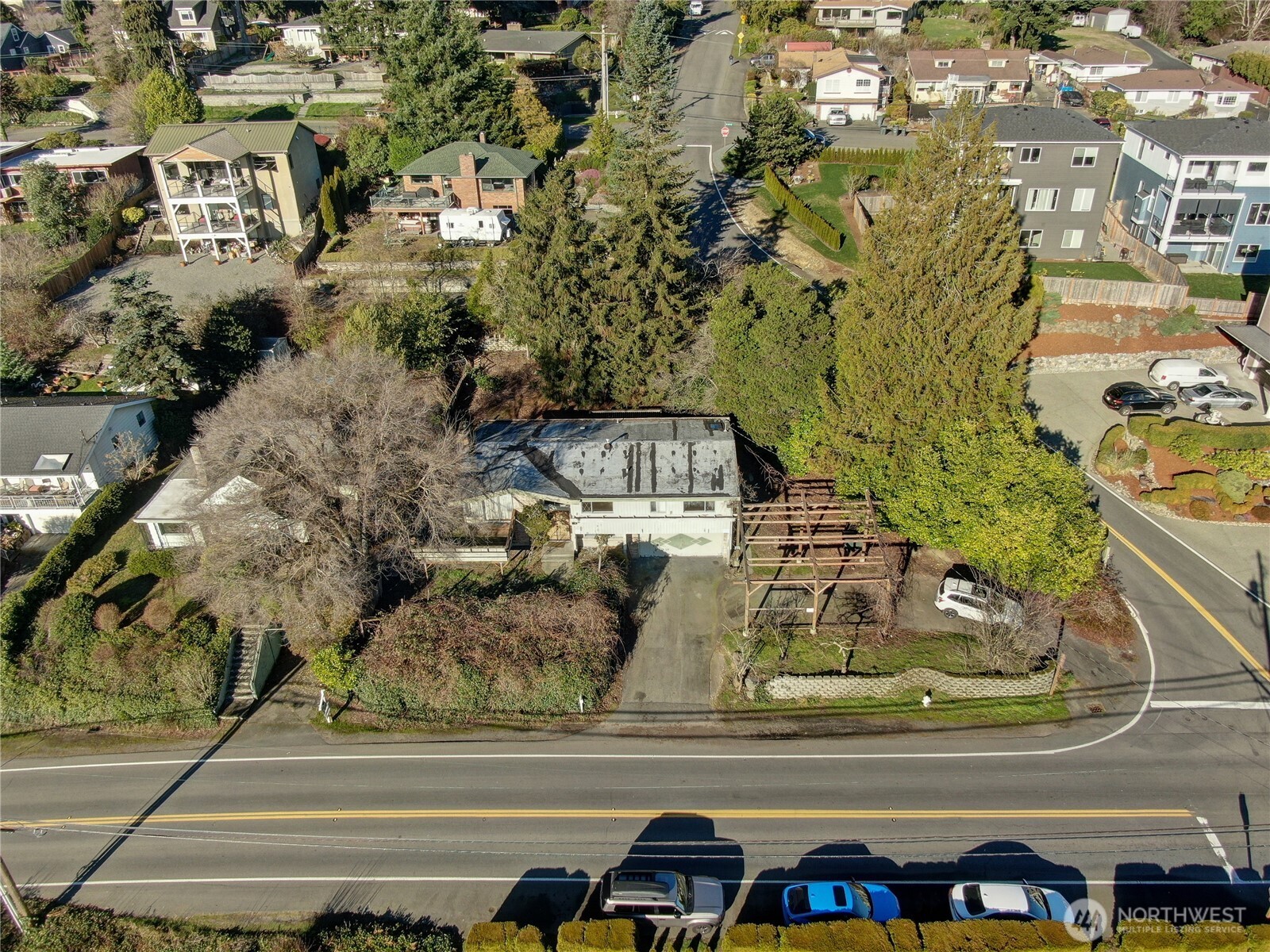 6330 Ne 181st Street Property Photo 4