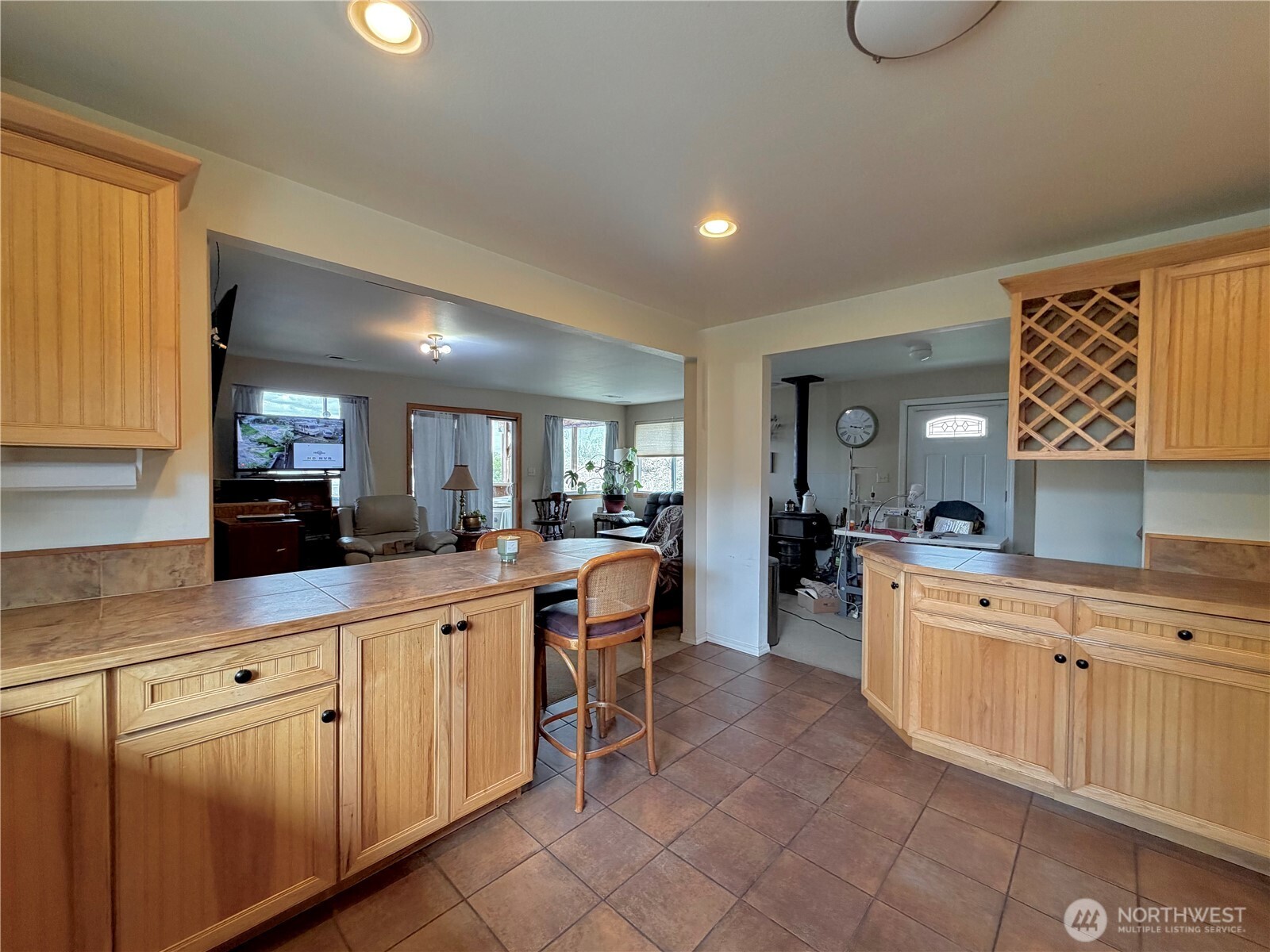 20548 Ne 22 Road Property Photo 8