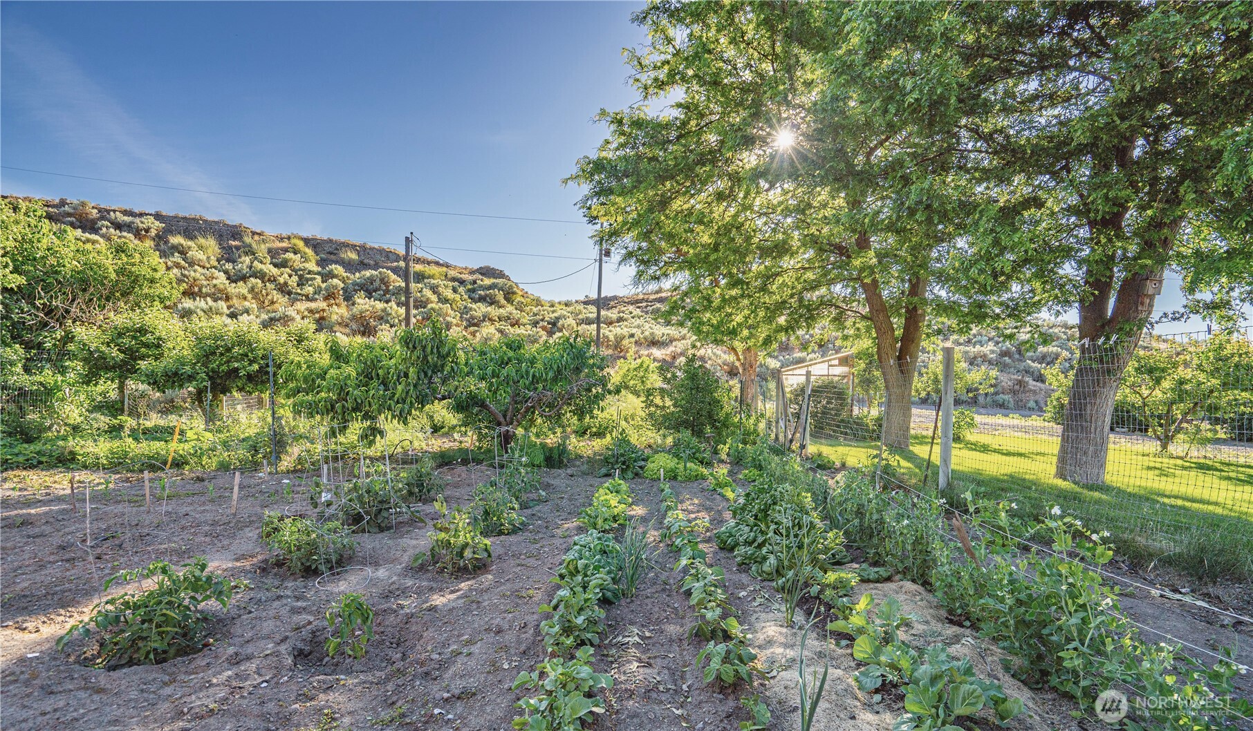 20548 Ne 22 Road Property Photo 18