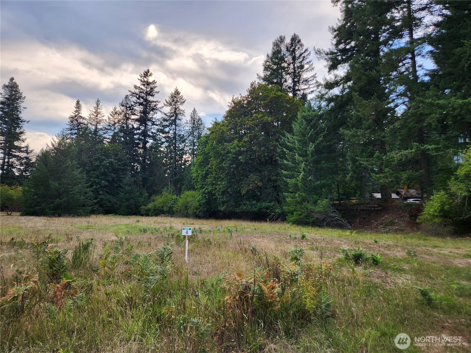 131 Campfire Lane Property Photo 4