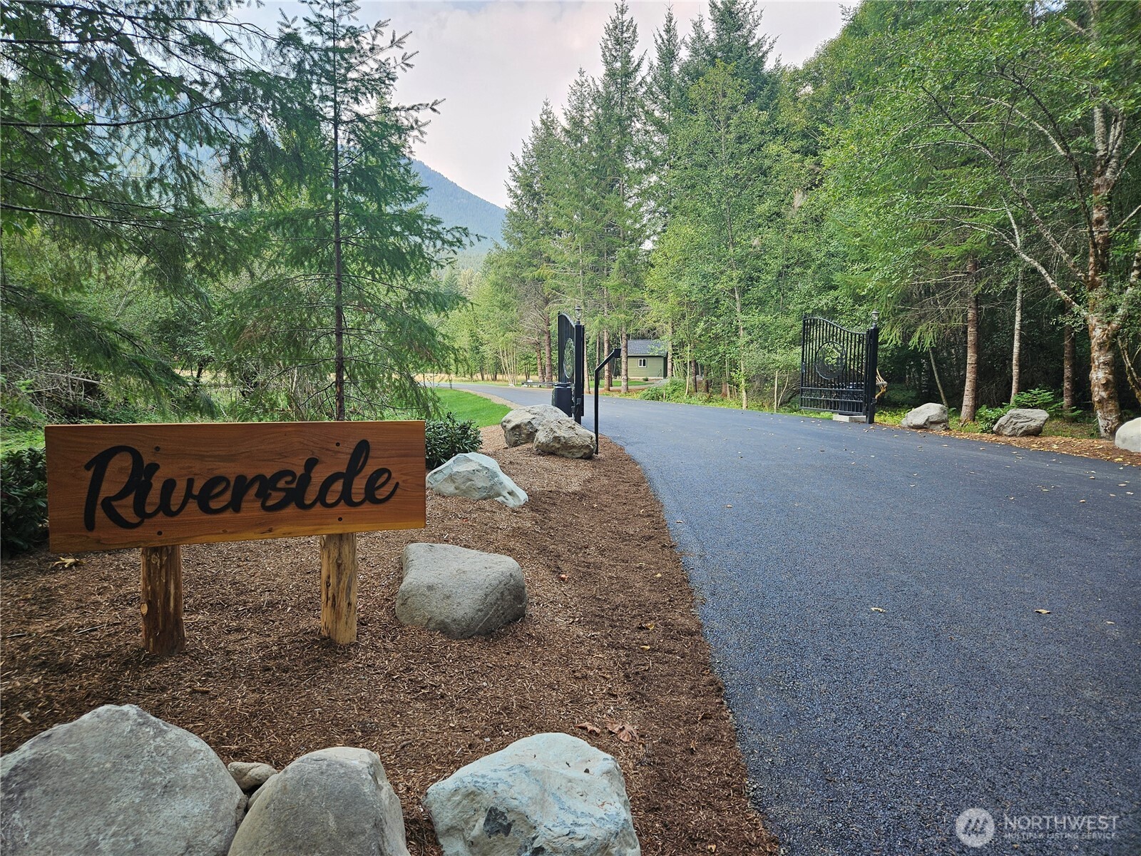 131 Campfire Lane Property Photo 8