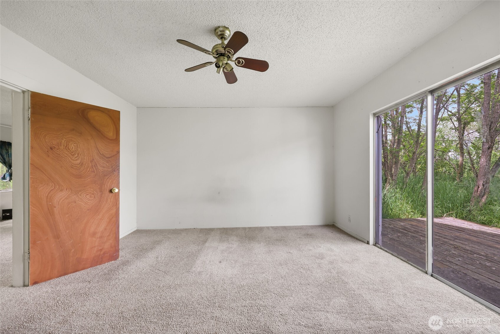 1512 Yelm Avenue Property Photo 8