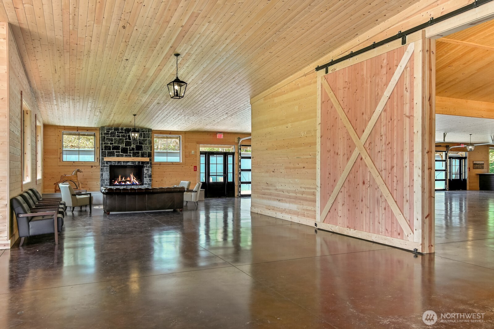 21326 Woods Creek Road Property Photo 8