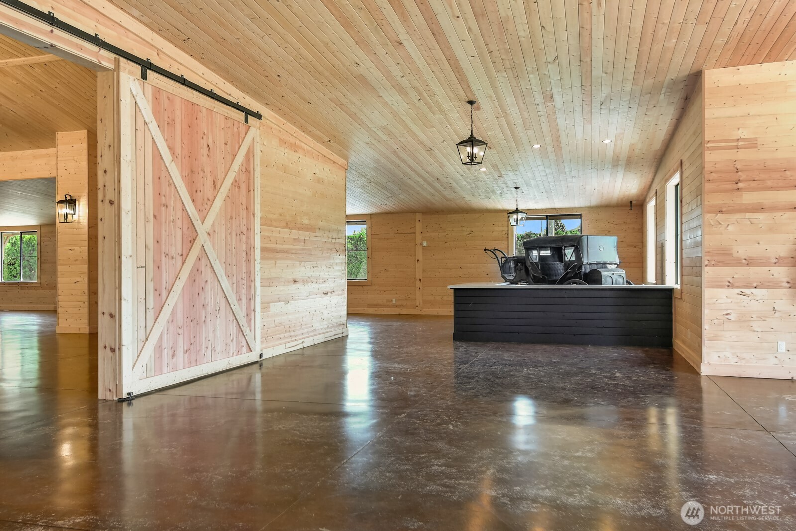 21326 Woods Creek Road Property Photo 9