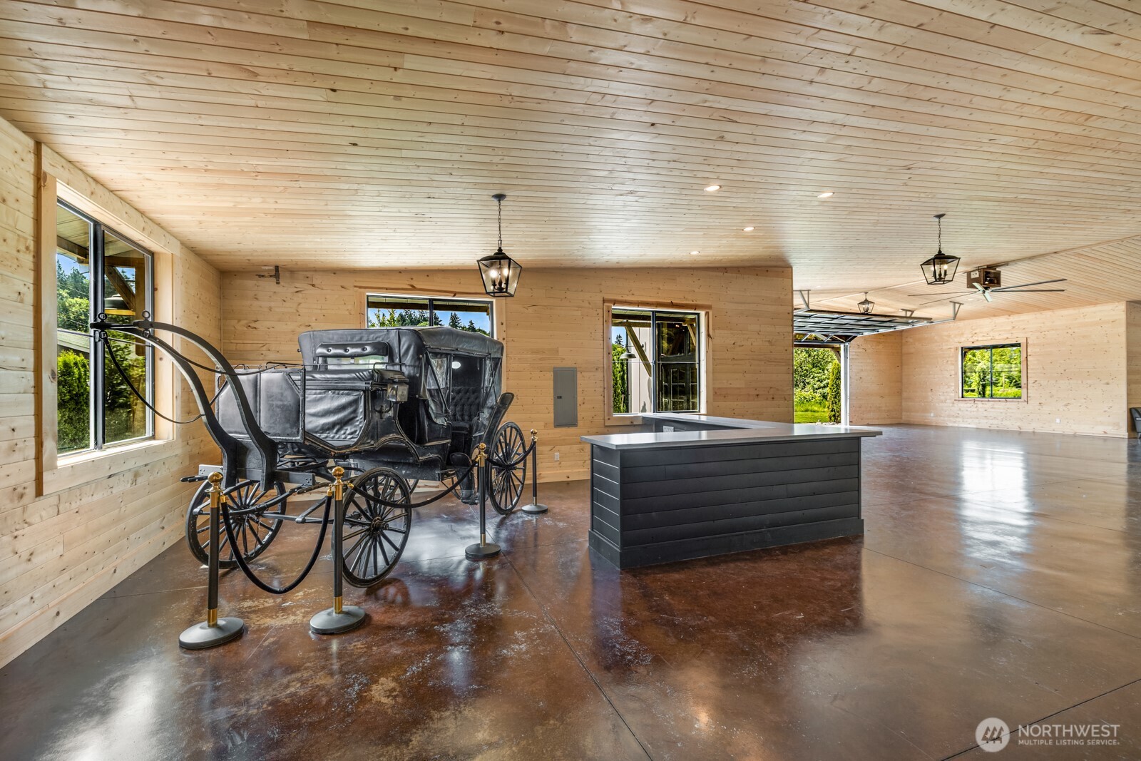 21326 Woods Creek Road Property Photo 11